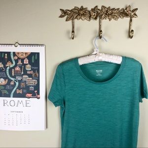 🦊 MOSSIMO Supply Co Crew Neck tee